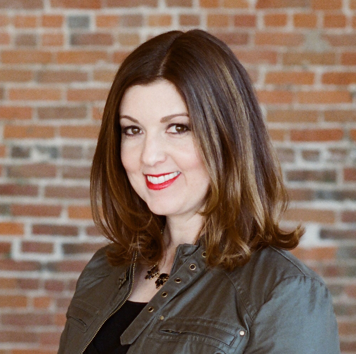Jenni Roney headshot
